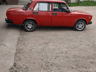 Lada / ВАЗ 2107 foto 4