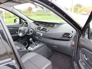 Renault Scenic foto 2