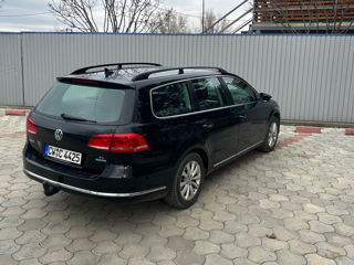 Volkswagen Passat foto 3