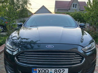 Ford Fusion foto 4