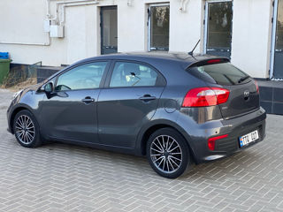 KIA Rio foto 4