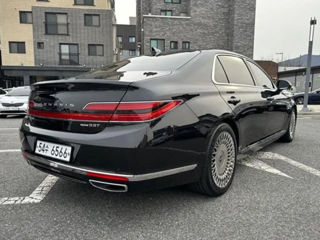 Genesis G90 foto 2