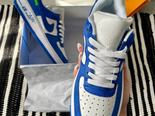 Nike Air Force 1 Low x Louis Vuitton By Virgil Abloh White/Blue Women's foto 2