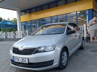 Skoda Rapid foto 2