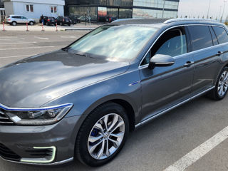 Volkswagen Passat foto 4