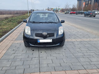 Toyota Yaris foto 2