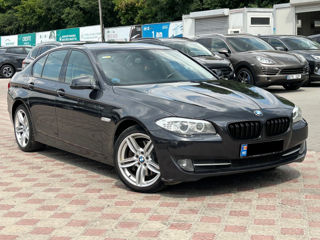 BMW 5 Series foto 5