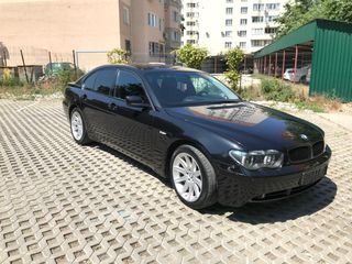 BMW 7 Series foto 3