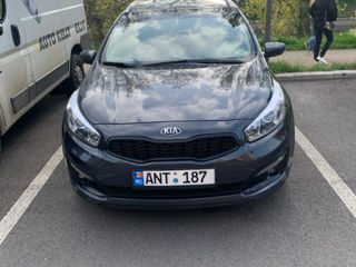 KIA Ceed foto 1