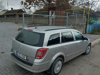 Opel Astra foto 3