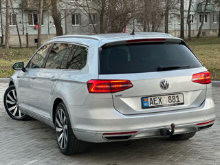 Volkswagen Passat foto 4