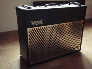 VOX vt100 100w 2x12 combo ampliifier