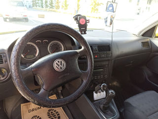 Volkswagen Golf foto 3