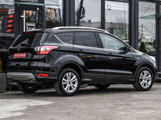 Ford Kuga foto 2