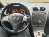 Toyota Corolla foto 8