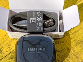 Samsung Galaxy Buds Live 1500lei foto 2