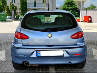 Alfa Romeo 147 foto 3