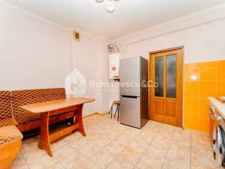 Apartament cu 2 camere, 81 m², Botanica, Chișinău foto 7