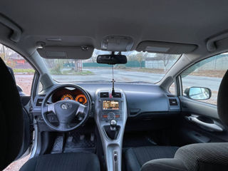 Toyota Auris foto 8