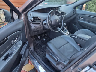 Renault Scenic foto 7