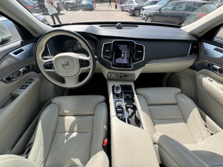 Volvo XC90 foto 9