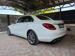 Mercedes C-Class foto 5