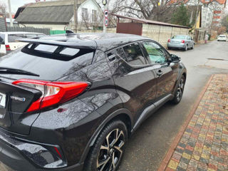 Toyota C-HR foto 9