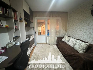 Apartament cu 4 camere, 99 m², Botanica, Chișinău foto 8