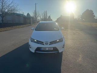 Toyota Auris foto 4