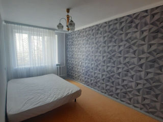 Apartament cu 3 camere, 81 m², Botanica, Chișinău foto 1
