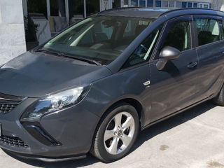 Opel Zafira foto 2