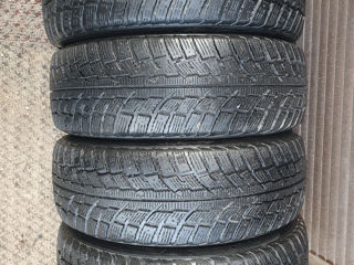 235/60/ R18- Kumho.M&S. foto 2