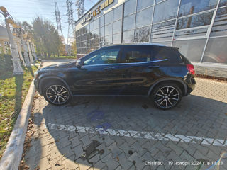 Mercedes GLA foto 2