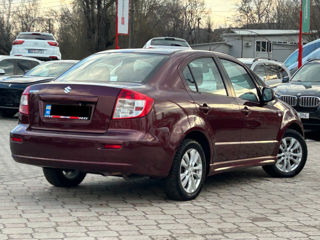 Suzuki SX4 foto 4