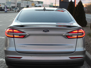 Ford Fusion foto 5