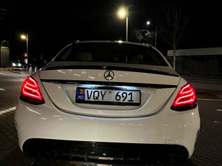 Mercedes C-Class foto 3