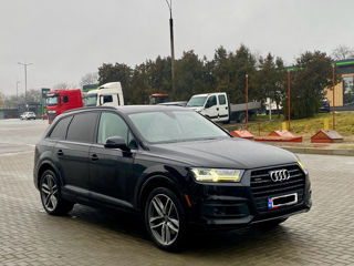 Audi Q7 foto 2