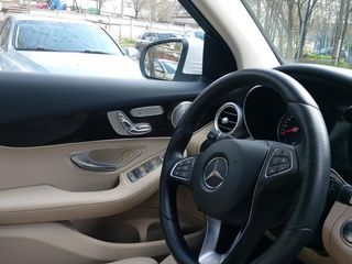 Mercedes GLC foto 7