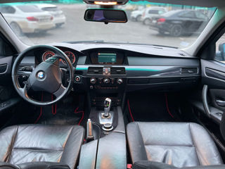 BMW 5 Series foto 7