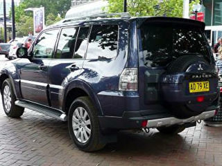 Mitsubishi Pajero Piese запчасти разборка 2008 3.2d foto 4