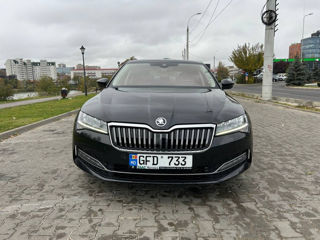 Skoda Superb foto 3