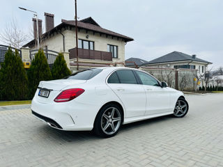 Mercedes C-Class foto 4