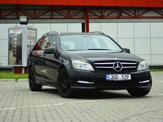 Mercedes C Class foto 3