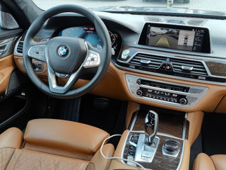 BMW 7 Series foto 12