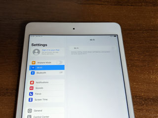 Apple iPad Mini 4 128Gb (описание) foto 6