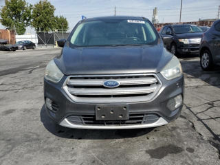 Ford Escape foto 2