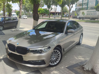 BMW 5 Series foto 3