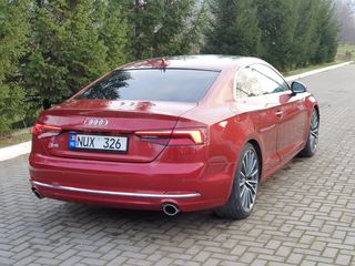 Audi S5 foto 7