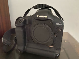 Canon eos 1D mk3.