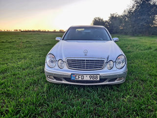 Mercedes E-Class foto 4